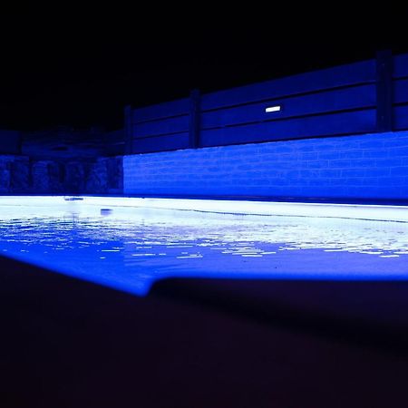 Haritos Holidays Home Pombia Exterior foto