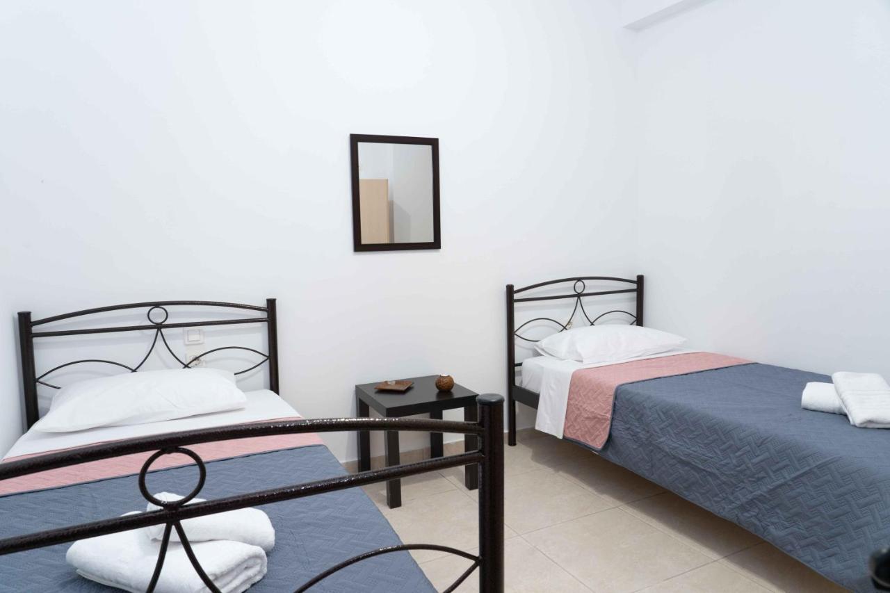 Haritos Holidays Home Pombia Exterior foto